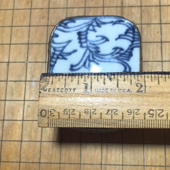 Chinese Ming Shard Trinket Rustic Box Blue White 2 3/8” X 1 15/16” 1 5/16” - Picture 11 of 12